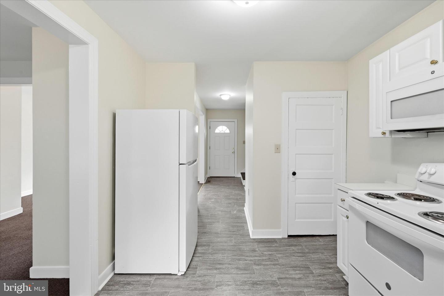 106 W SOUTHWERK ST, WINCHESTER, Virginia 22601, 3 Bedrooms Bedrooms, ,1 BathroomBathrooms,Residential,For sale,106 W SOUTHWERK ST,VAWI2009996 MLS # VAWI2009996