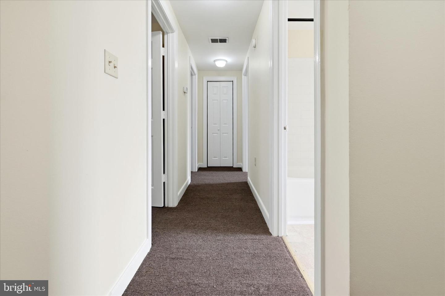 106 W SOUTHWERK ST, WINCHESTER, Virginia 22601, 3 Bedrooms Bedrooms, ,1 BathroomBathrooms,Residential,For sale,106 W SOUTHWERK ST,VAWI2009996 MLS # VAWI2009996