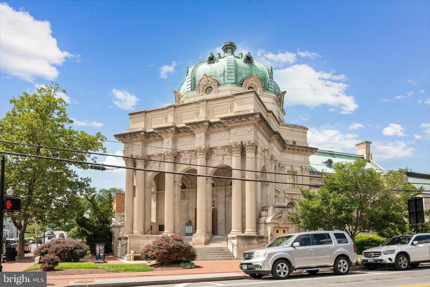 106 W SOUTHWERK ST, WINCHESTER, Virginia 22601, 3 Bedrooms Bedrooms, ,1 BathroomBathrooms,Residential,For sale,106 W SOUTHWERK ST,VAWI2009996 MLS # VAWI2009996