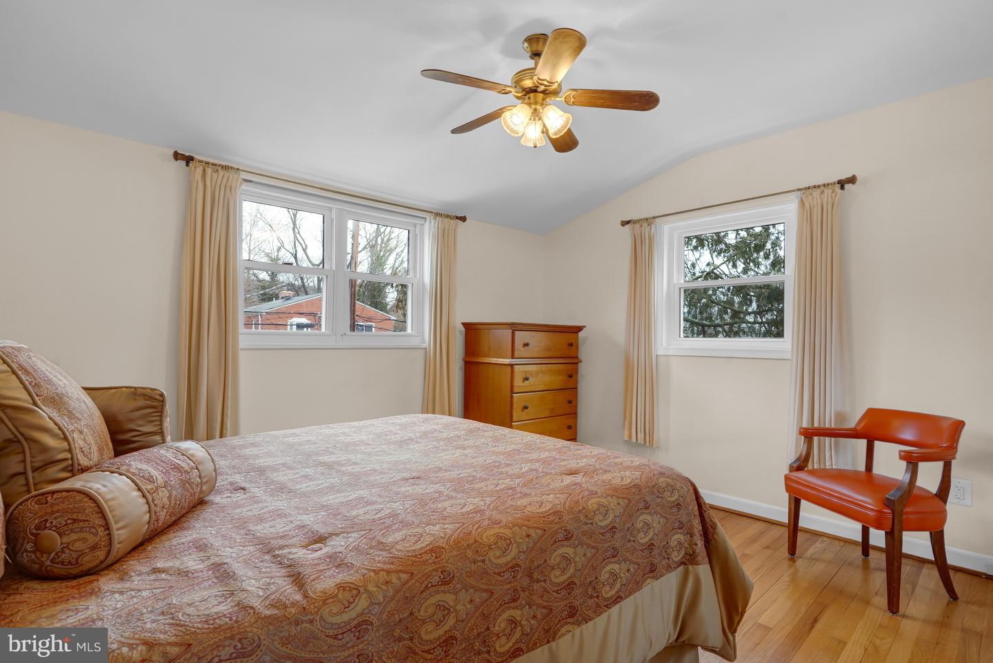 110 E TAYLOR RUN PKWY, ALEXANDRIA, Virginia 22314, 3 Bedrooms Bedrooms, ,2 BathroomsBathrooms,Residential,For sale,110 E TAYLOR RUN PKWY,VAAX2054234 MLS # VAAX2054234