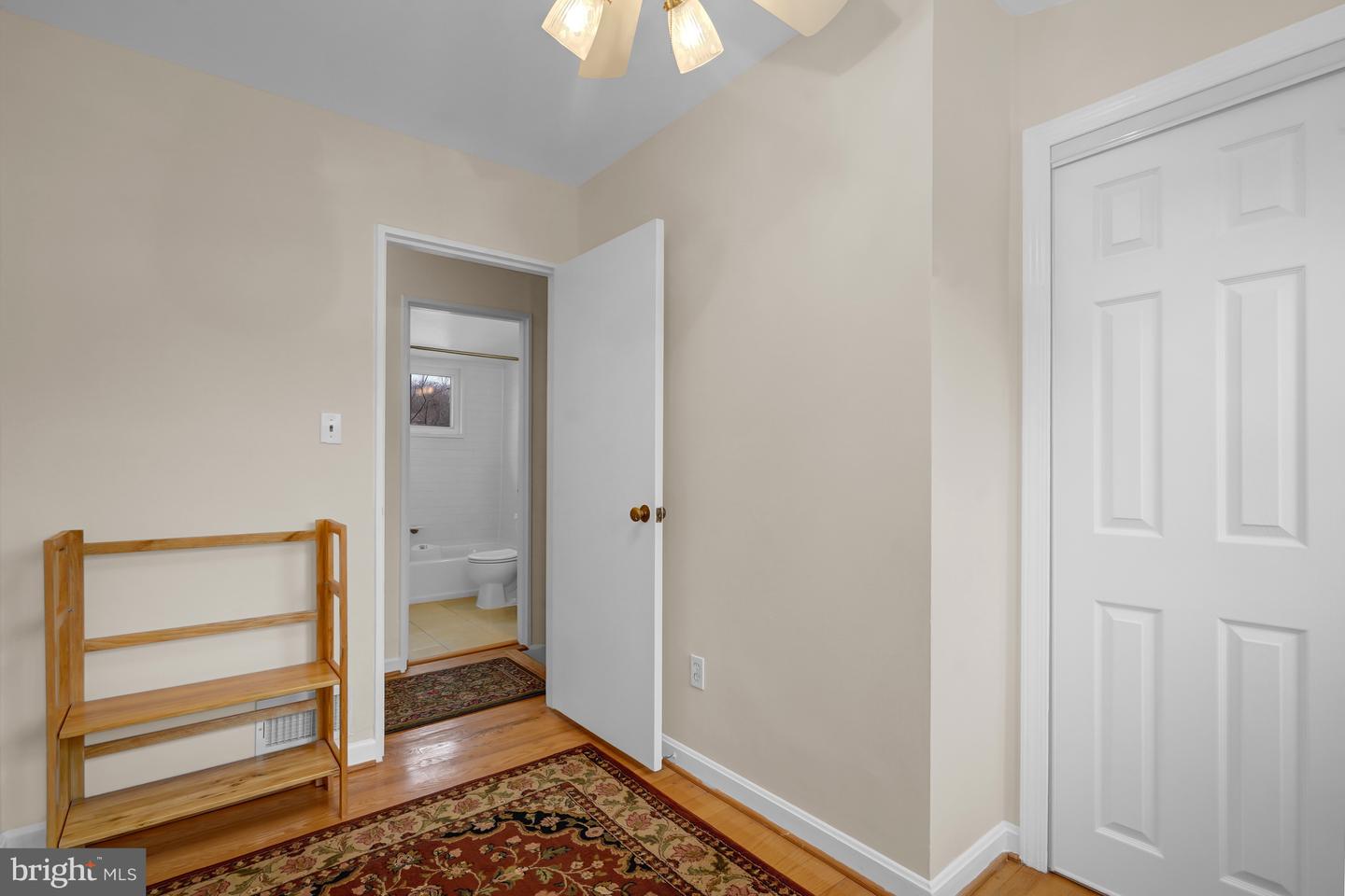 110 E TAYLOR RUN PKWY, ALEXANDRIA, Virginia 22314, 3 Bedrooms Bedrooms, ,2 BathroomsBathrooms,Residential,For sale,110 E TAYLOR RUN PKWY,VAAX2054234 MLS # VAAX2054234
