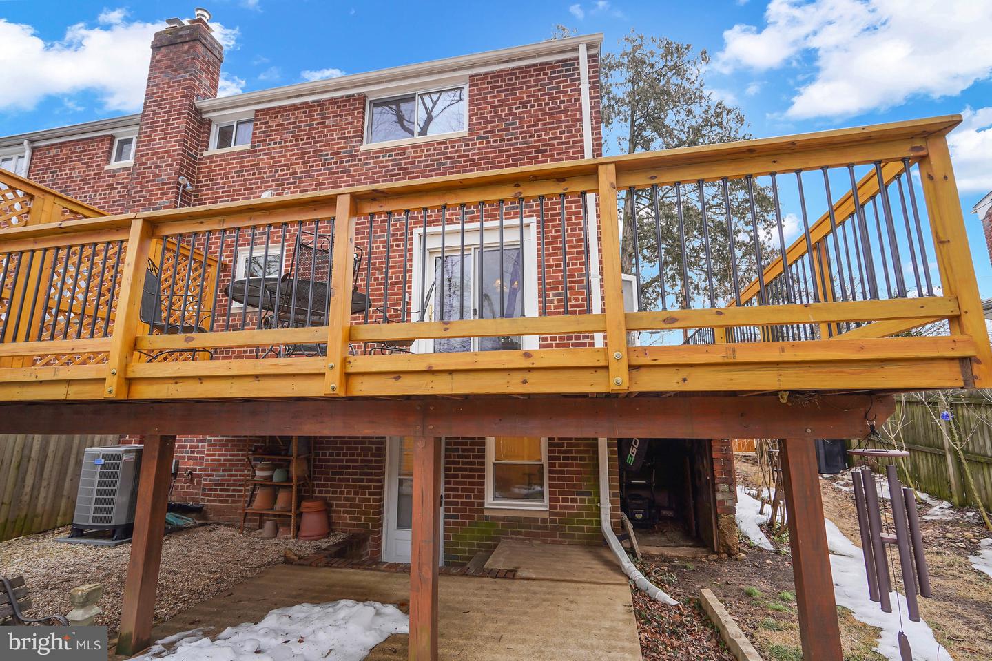 110 E TAYLOR RUN PKWY, ALEXANDRIA, Virginia 22314, 3 Bedrooms Bedrooms, ,2 BathroomsBathrooms,Residential,For sale,110 E TAYLOR RUN PKWY,VAAX2054234 MLS # VAAX2054234