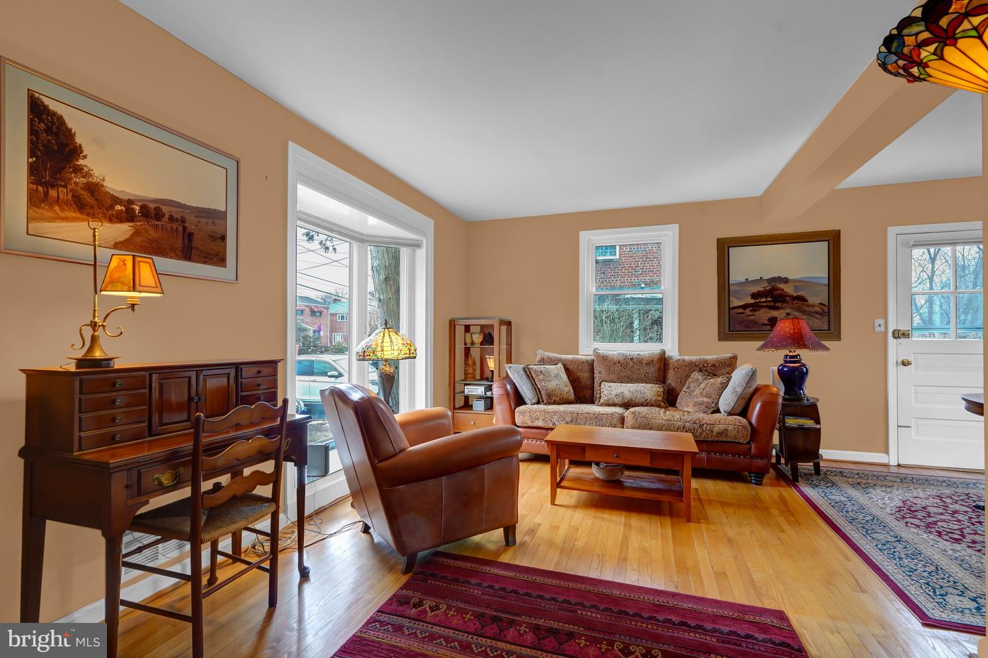 110 E TAYLOR RUN PKWY, ALEXANDRIA, Virginia 22314, 3 Bedrooms Bedrooms, ,2 BathroomsBathrooms,Residential,For sale,110 E TAYLOR RUN PKWY,VAAX2054234 MLS # VAAX2054234