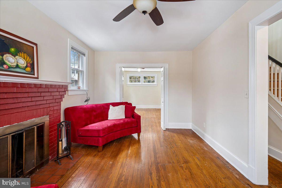 3627 INGOMAR PL NW, WASHINGTON, District Of Columbia 20015, 3 Bedrooms Bedrooms, ,1 BathroomBathrooms,Residential,For sale,3627 INGOMAR PL NW,DCDC2246500 MLS # DCDC2246500