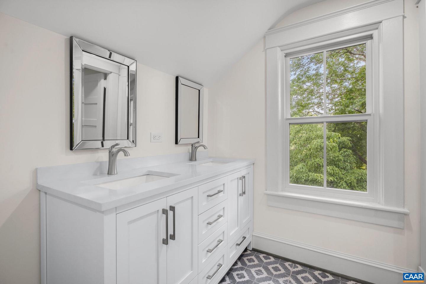 5321 RIVER RD, FABER, Virginia 22938, 3 Bedrooms Bedrooms, ,3 BathroomsBathrooms,Residential,For sale,5321 RIVER RD,673356 MLS # 673356 5321 RIVER RD, FABER, Virginia 22938, 3 Bedrooms Bedrooms, ,3 BathroomsBathrooms,Residential,For sale,5321 RIVER RD,673356 MLS # 673356