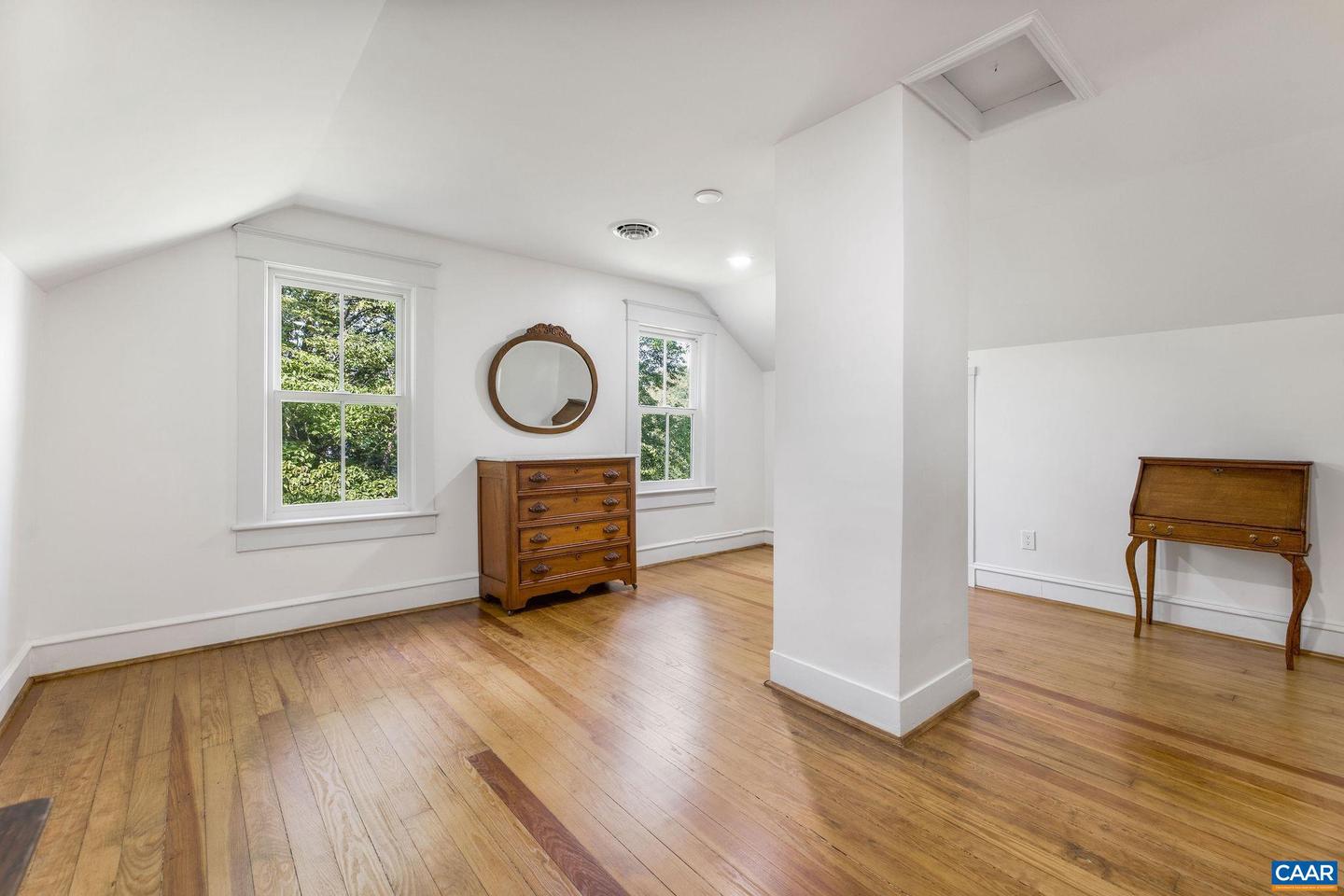 5321 RIVER RD, FABER, Virginia 22938, 3 Bedrooms Bedrooms, ,3 BathroomsBathrooms,Residential,For sale,5321 RIVER RD,673356 MLS # 673356 5321 RIVER RD, FABER, Virginia 22938, 3 Bedrooms Bedrooms, ,3 BathroomsBathrooms,Residential,For sale,5321 RIVER RD,673356 MLS # 673356