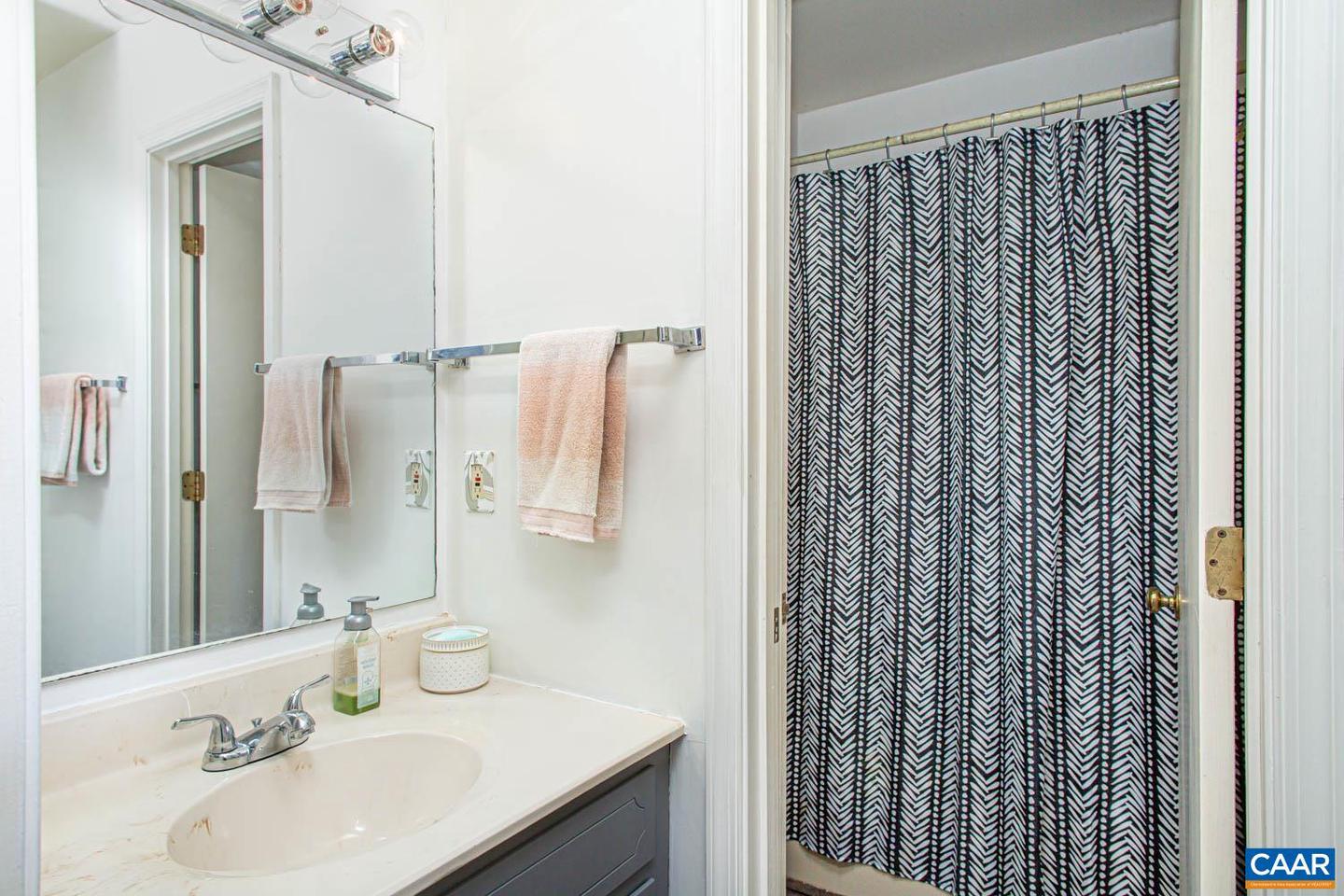 2448 WHITNEY CT, CHARLOTTESVILLE, Virginia 22911, 3 Bedrooms Bedrooms, ,1 BathroomBathrooms,Residential,For sale,2448 WHITNEY CT,673357 MLS # 673357