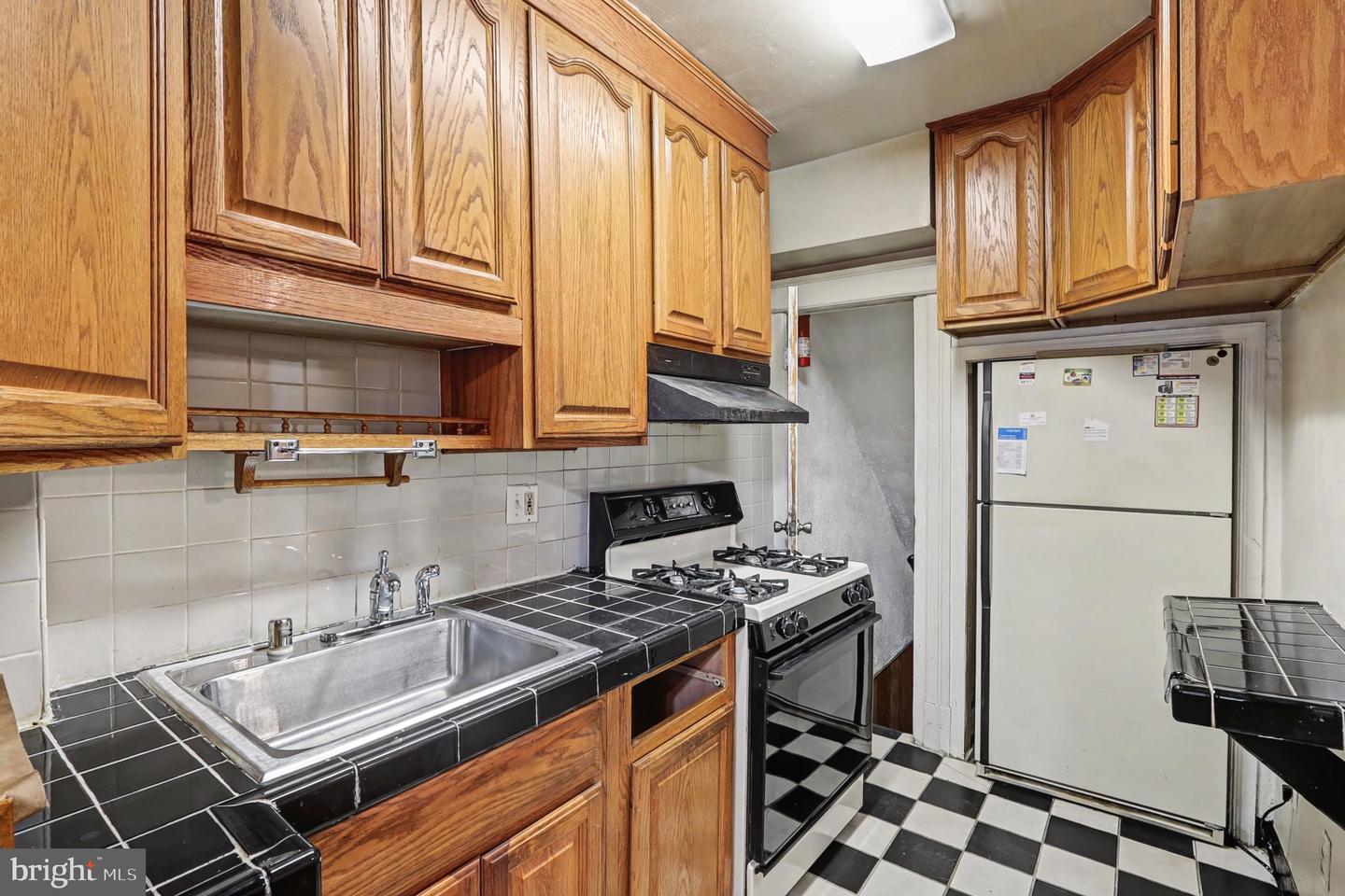 637 HAMILTON ST NW, WASHINGTON, District Of Columbia 20011, 2 Bedrooms Bedrooms, 4 Rooms Rooms,2 BathroomsBathrooms,Residential,For sale,637 HAMILTON ST NW,DCDC2246528 MLS # DCDC2246528