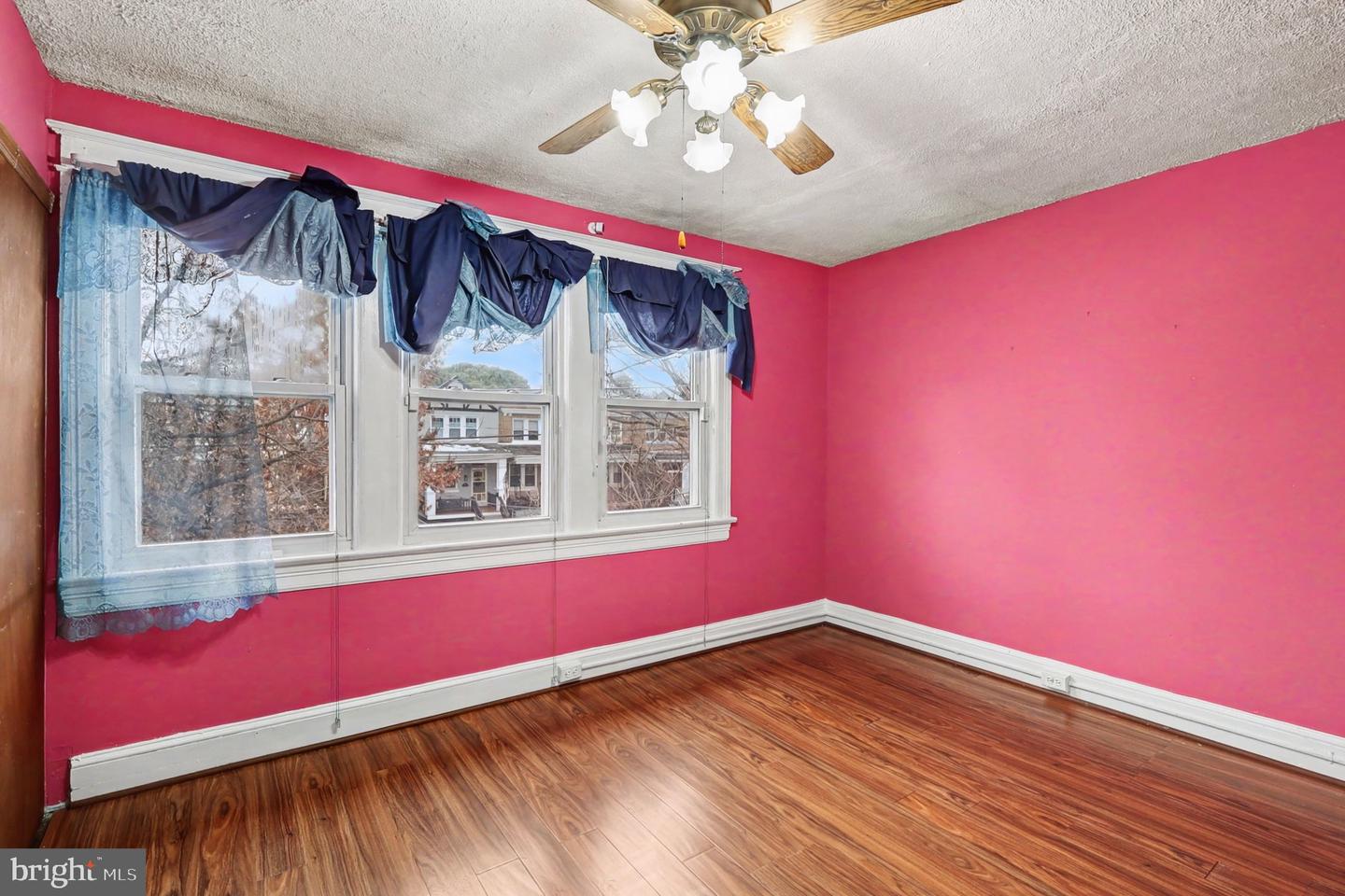 637 HAMILTON ST NW, WASHINGTON, District Of Columbia 20011, 2 Bedrooms Bedrooms, 4 Rooms Rooms,2 BathroomsBathrooms,Residential,For sale,637 HAMILTON ST NW,DCDC2246528 MLS # DCDC2246528