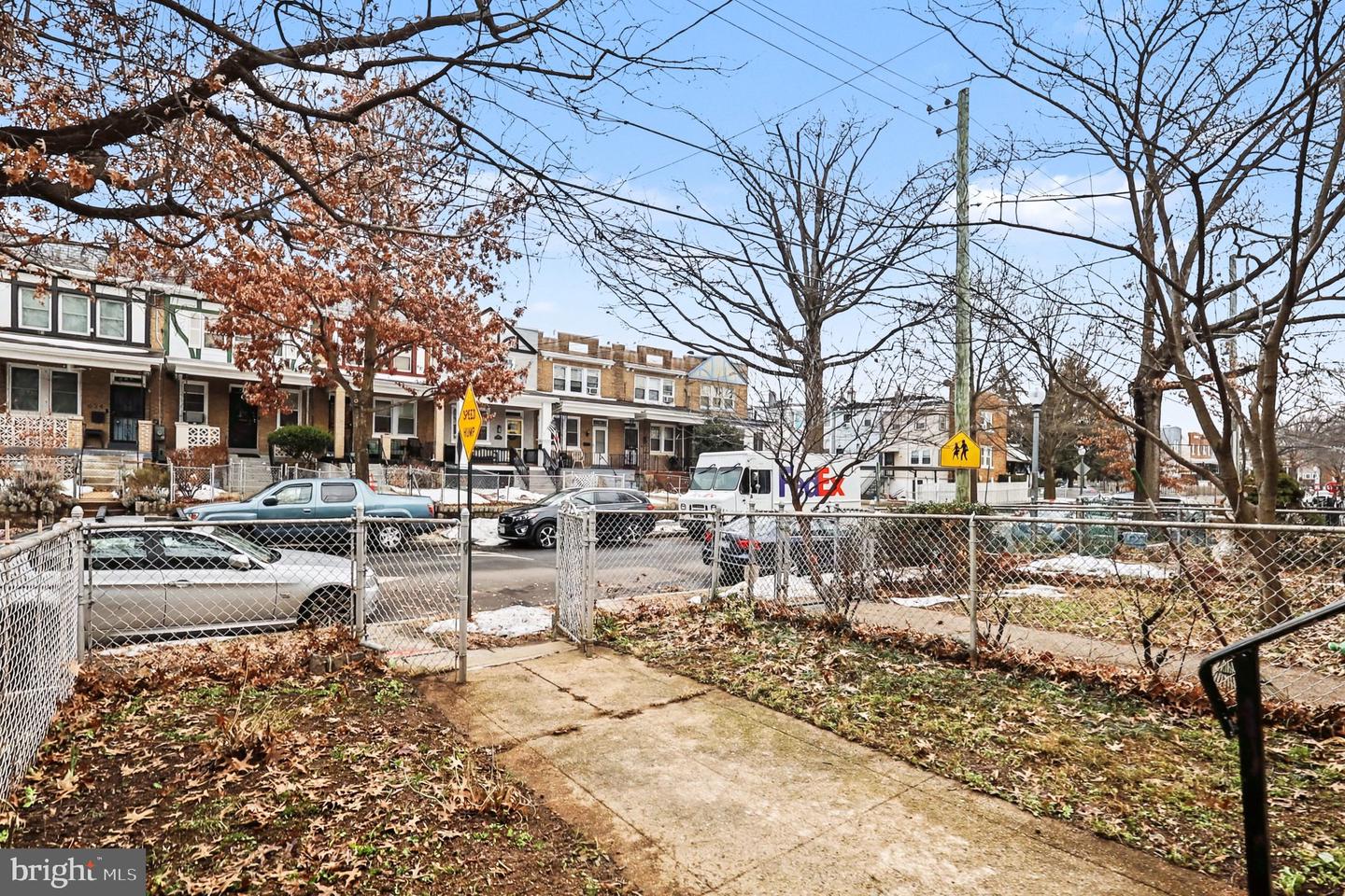 637 HAMILTON ST NW, WASHINGTON, District Of Columbia 20011, 2 Bedrooms Bedrooms, 4 Rooms Rooms,2 BathroomsBathrooms,Residential,For sale,637 HAMILTON ST NW,DCDC2246528 MLS # DCDC2246528