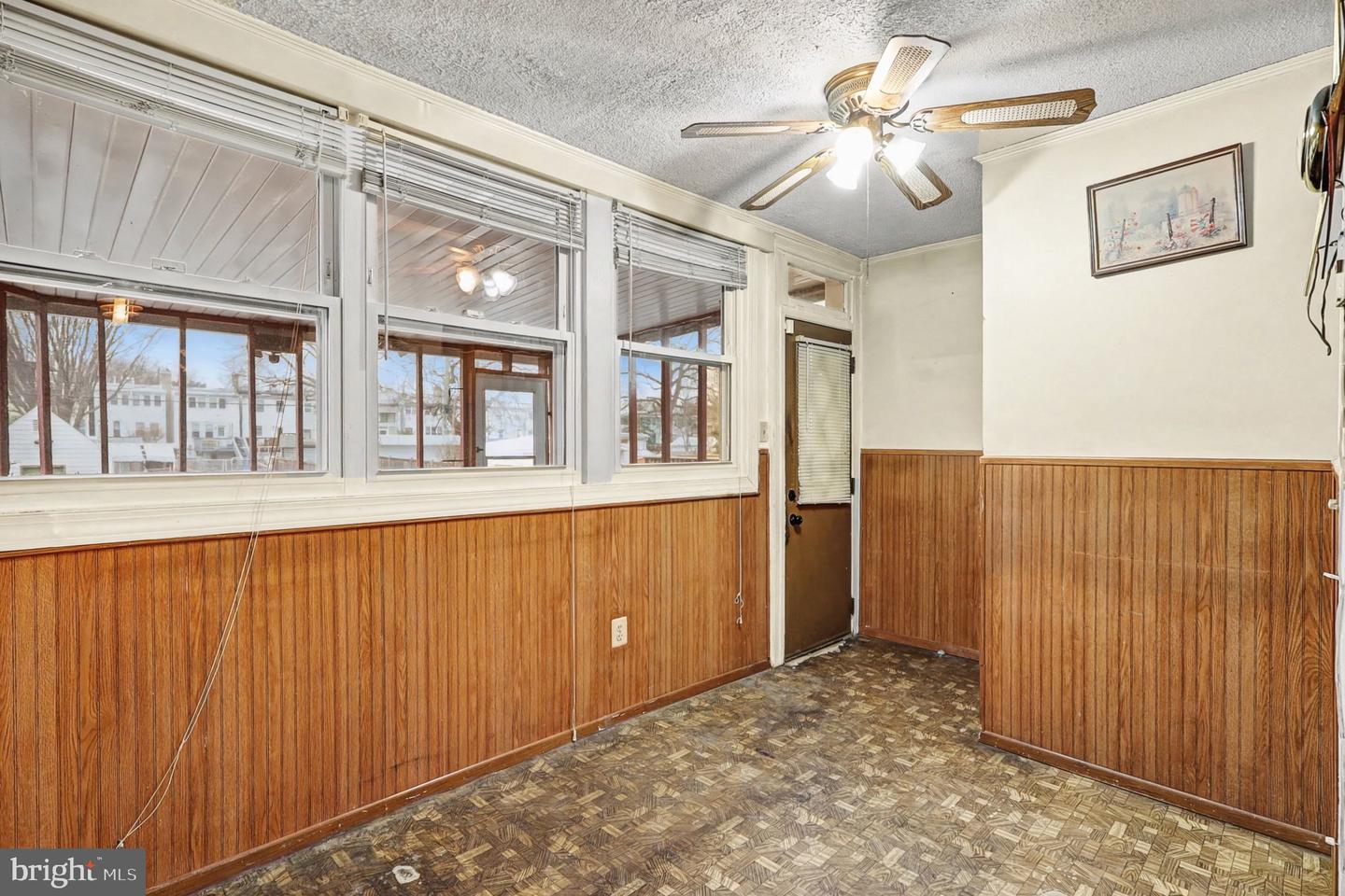 637 HAMILTON ST NW, WASHINGTON, District Of Columbia 20011, 2 Bedrooms Bedrooms, 4 Rooms Rooms,2 BathroomsBathrooms,Residential,For sale,637 HAMILTON ST NW,DCDC2246528 MLS # DCDC2246528