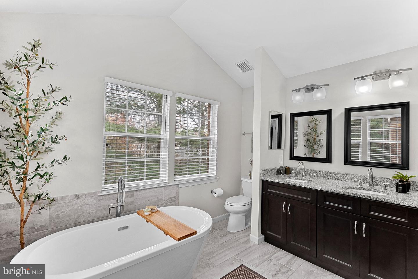 1396 PARK GARDEN LN, RESTON, Virginia 20194, 3 Bedrooms Bedrooms, ,3 BathroomsBathrooms,Residential,For sale,1396 PARK GARDEN LN,VAFX2291210 MLS # VAFX2291210 1396 PARK GARDEN LN, RESTON, Virginia 20194, 3 Bedrooms Bedrooms, ,3 BathroomsBathrooms,Residential,For sale,1396 PARK GARDEN LN,VAFX2291210 MLS # VAFX2291210