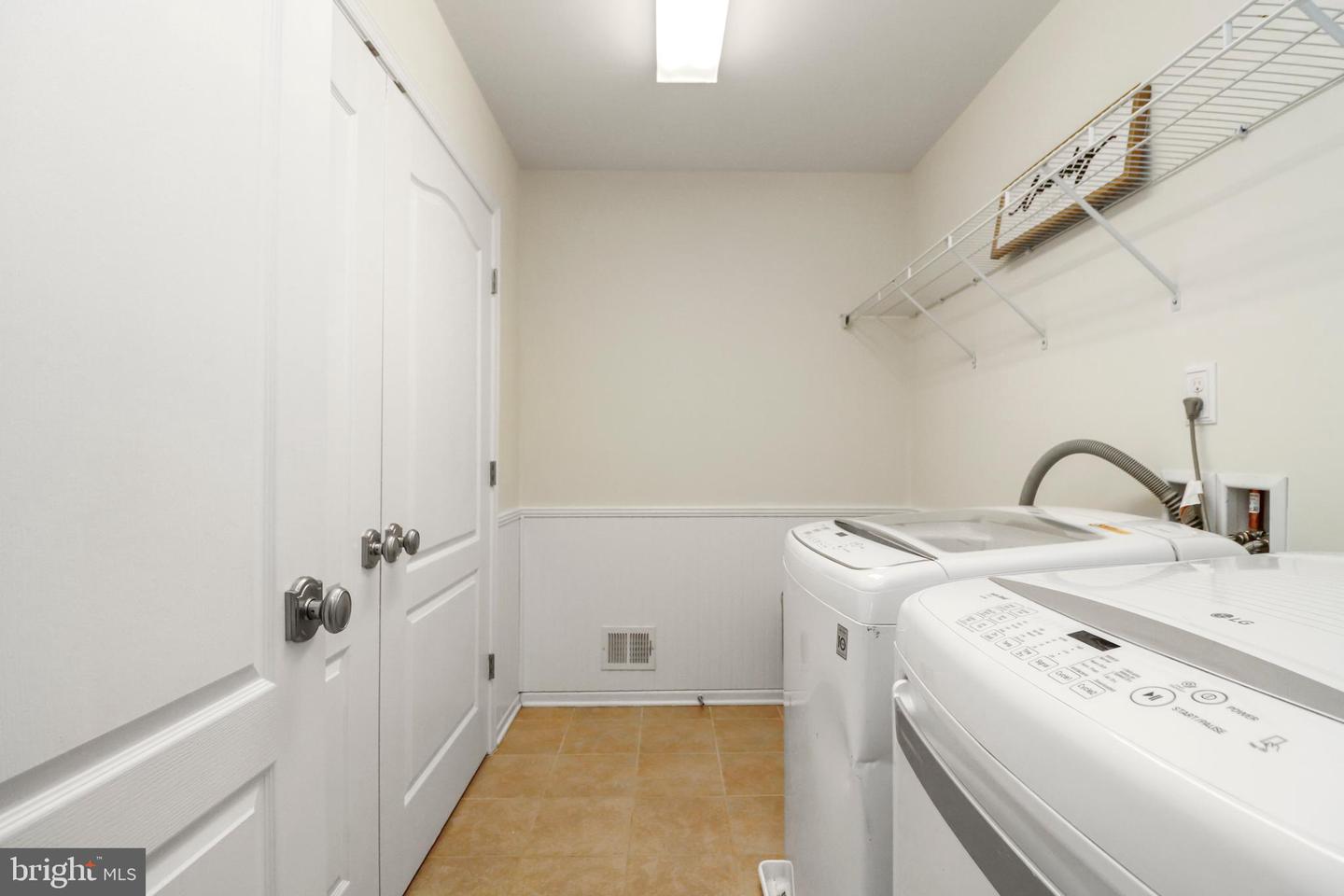 79 WAGONEERS LN, STAFFORD, Virginia 22554, 5 Bedrooms Bedrooms, ,3 BathroomsBathrooms,Residential,For sale,79 WAGONEERS LN,VAST2046196 MLS # VAST2046196