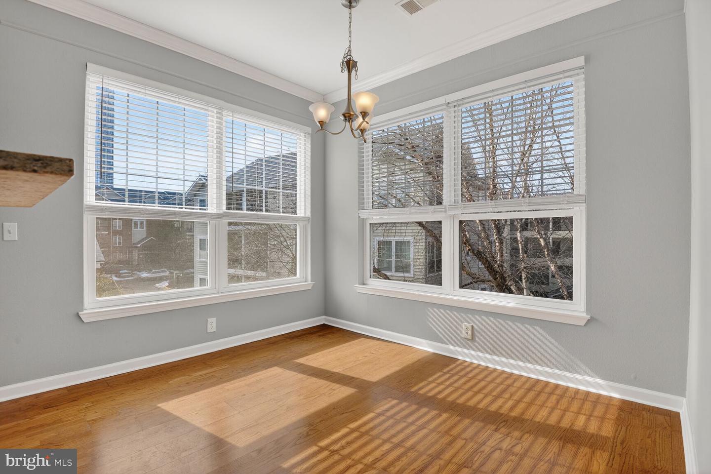 1600 SPRING GATE DR #2402, MCLEAN, Virginia 22102, 2 Bedrooms Bedrooms, ,2 BathroomsBathrooms,Residential,For sale,1600 SPRING GATE DR #2402,VAFX2291228 MLS # VAFX2291228 1600 SPRING GATE DR #2402, MCLEAN, Virginia 22102, 2 Bedrooms Bedrooms, ,2 BathroomsBathrooms,Residential,For sale,1600 SPRING GATE DR #2402,VAFX2291228 MLS # VAFX2291228