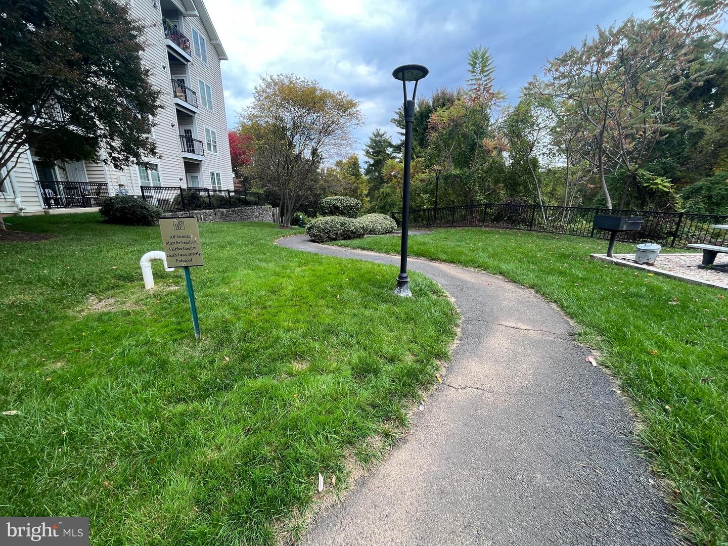 1600 SPRING GATE DR #2402, MCLEAN, Virginia 22102, 2 Bedrooms Bedrooms, ,2 BathroomsBathrooms,Residential,For sale,1600 SPRING GATE DR #2402,VAFX2291228 MLS # VAFX2291228 1600 SPRING GATE DR #2402, MCLEAN, Virginia 22102, 2 Bedrooms Bedrooms, ,2 BathroomsBathrooms,Residential,For sale,1600 SPRING GATE DR #2402,VAFX2291228 MLS # VAFX2291228