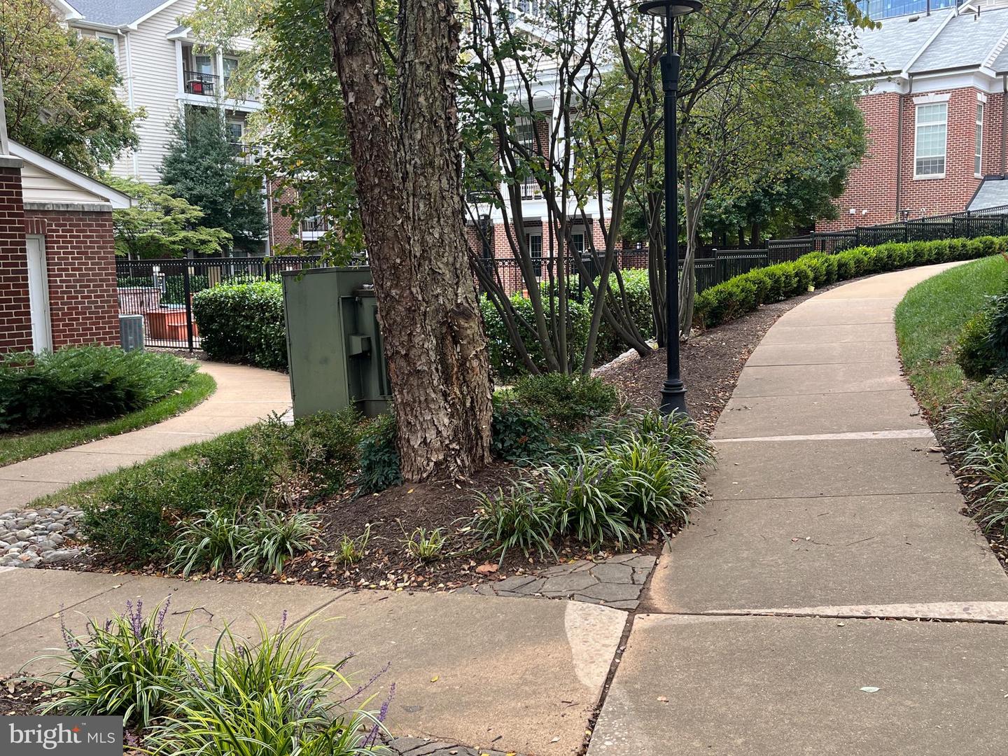 1600 SPRING GATE DR #2402, MCLEAN, Virginia 22102, 2 Bedrooms Bedrooms, ,2 BathroomsBathrooms,Residential,For sale,1600 SPRING GATE DR #2402,VAFX2291228 MLS # VAFX2291228 1600 SPRING GATE DR #2402, MCLEAN, Virginia 22102, 2 Bedrooms Bedrooms, ,2 BathroomsBathrooms,Residential,For sale,1600 SPRING GATE DR #2402,VAFX2291228 MLS # VAFX2291228