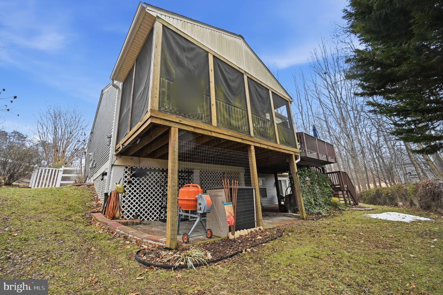 5905 VISTA CT, FREDERICKSBURG, Virginia 22407, 3 Bedrooms Bedrooms, ,2 BathroomsBathrooms,Residential,For sale,5905 VISTA CT,VASP2039318 MLS # VASP2039318