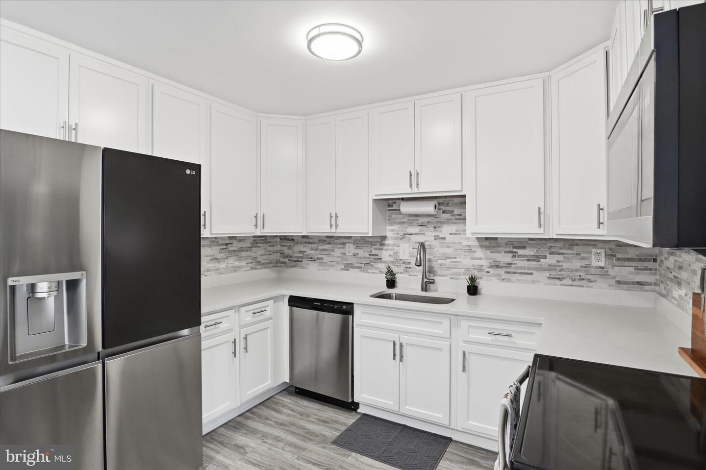 4220 FAIRGLEN DR, ALEXANDRIA, Virginia 22309, 4 Bedrooms Bedrooms, ,2 BathroomsBathrooms,Residential,For sale,4220 FAIRGLEN DR,VAFX2291250 MLS # VAFX2291250