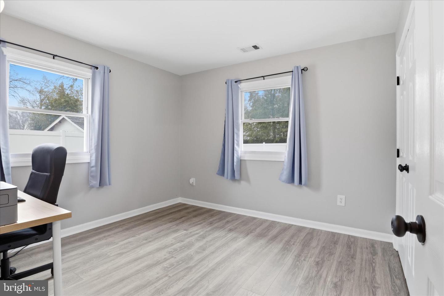 4220 FAIRGLEN DR, ALEXANDRIA, Virginia 22309, 4 Bedrooms Bedrooms, ,2 BathroomsBathrooms,Residential,For sale,4220 FAIRGLEN DR,VAFX2291250 MLS # VAFX2291250