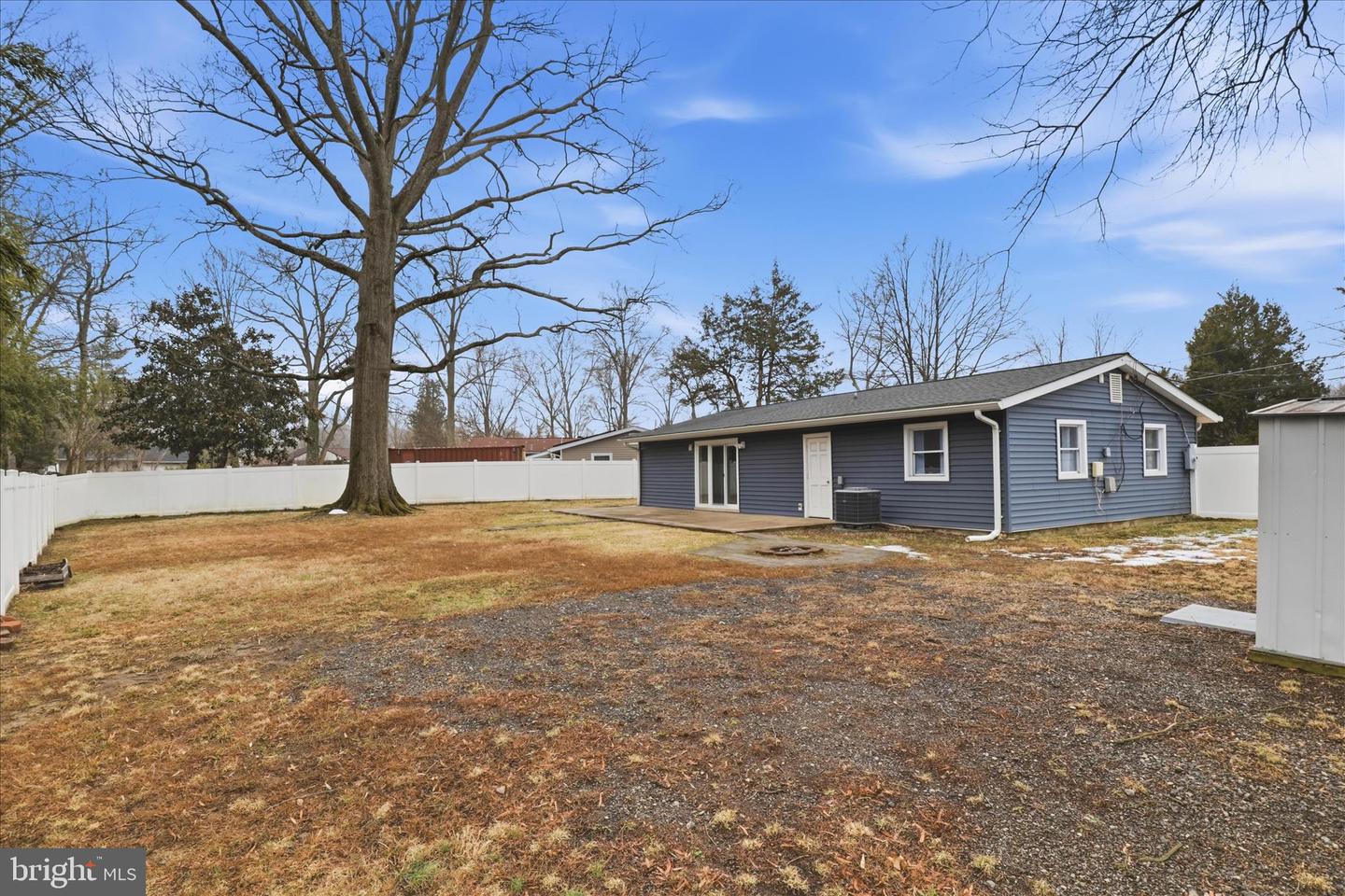 4220 FAIRGLEN DR, ALEXANDRIA, Virginia 22309, 4 Bedrooms Bedrooms, ,2 BathroomsBathrooms,Residential,For sale,4220 FAIRGLEN DR,VAFX2291250 MLS # VAFX2291250