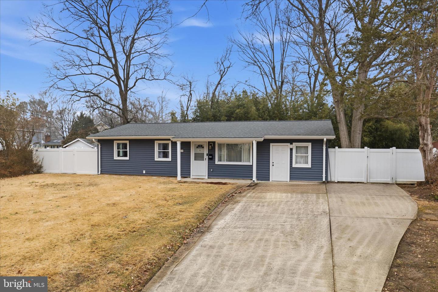 4220 FAIRGLEN DR, ALEXANDRIA, Virginia 22309, 4 Bedrooms Bedrooms, ,2 BathroomsBathrooms,Residential,For sale,4220 FAIRGLEN DR,VAFX2291250 MLS # VAFX2291250