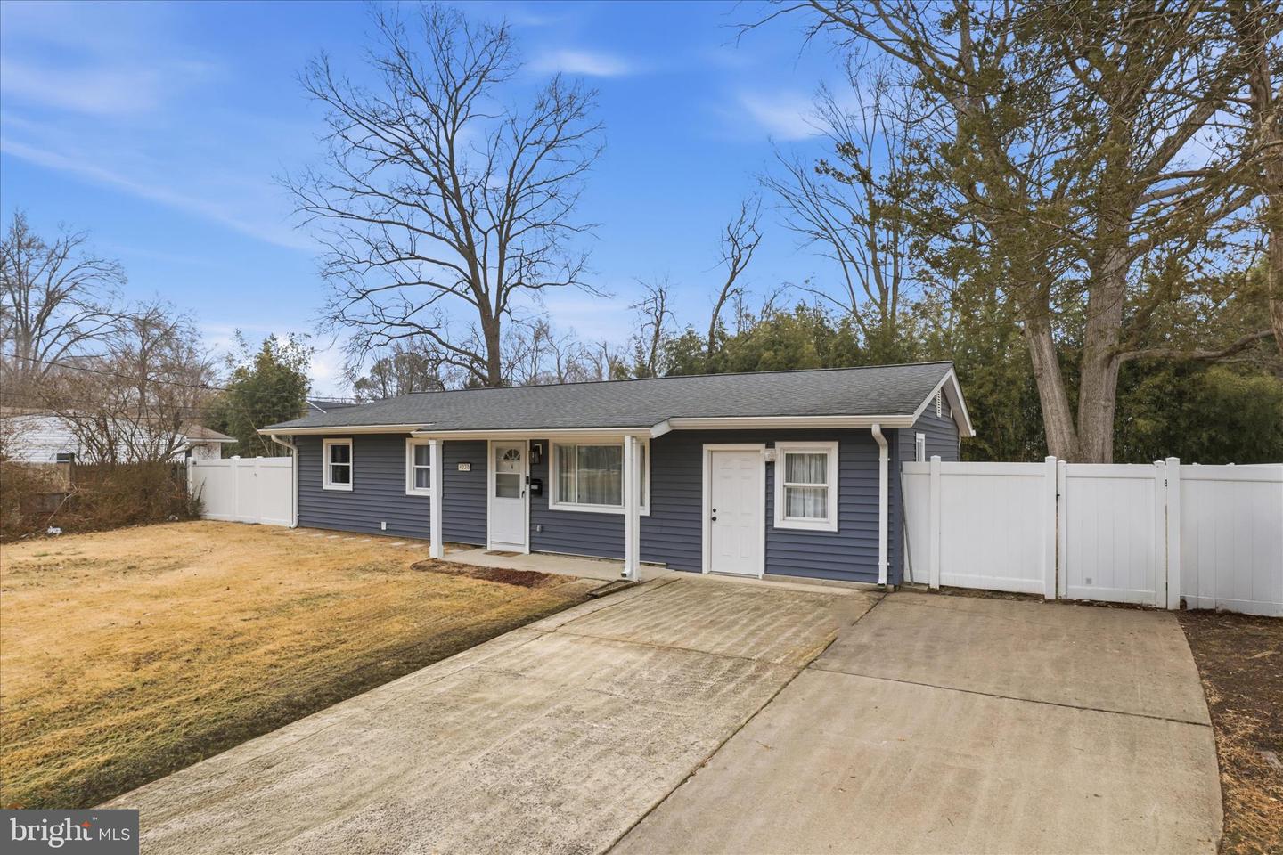 4220 FAIRGLEN DR, ALEXANDRIA, Virginia 22309, 4 Bedrooms Bedrooms, ,2 BathroomsBathrooms,Residential,For sale,4220 FAIRGLEN DR,VAFX2291250 MLS # VAFX2291250