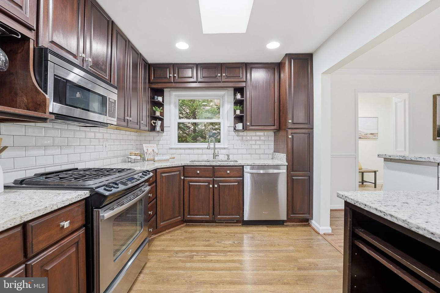 5718 ANOLA CT, SPRINGFIELD, Virginia 22151, 3 Bedrooms Bedrooms, ,2 BathroomsBathrooms,Residential,For sale,5718 ANOLA CT,VAFX2291284 MLS # VAFX2291284