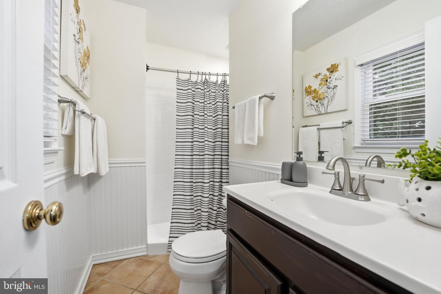 5718 ANOLA CT, SPRINGFIELD, Virginia 22151, 3 Bedrooms Bedrooms, ,2 BathroomsBathrooms,Residential,For sale,5718 ANOLA CT,VAFX2291284 MLS # VAFX2291284