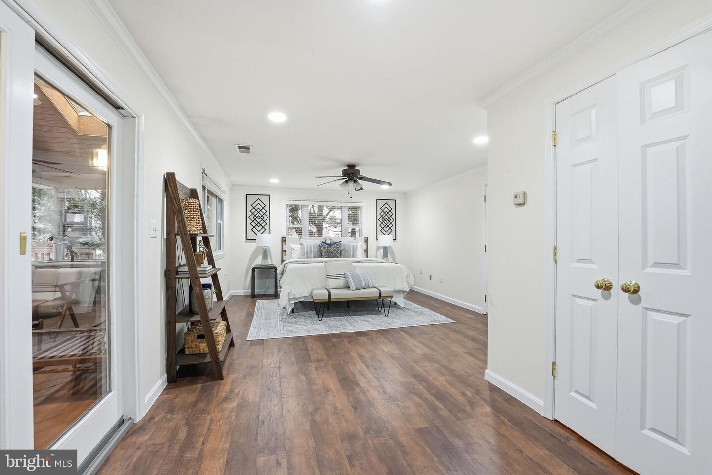 5718 ANOLA CT, SPRINGFIELD, Virginia 22151, 3 Bedrooms Bedrooms, ,2 BathroomsBathrooms,Residential,For sale,5718 ANOLA CT,VAFX2291284 MLS # VAFX2291284