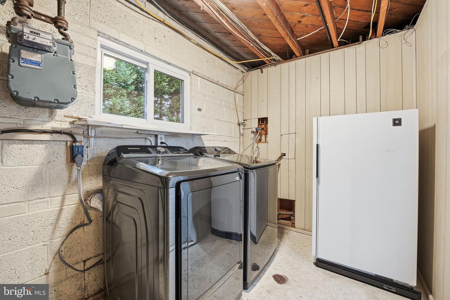 5718 ANOLA CT, SPRINGFIELD, Virginia 22151, 3 Bedrooms Bedrooms, ,2 BathroomsBathrooms,Residential,For sale,5718 ANOLA CT,VAFX2291284 MLS # VAFX2291284