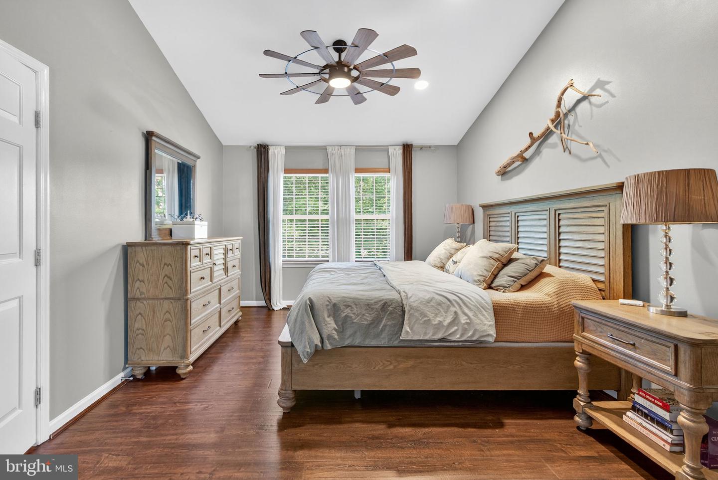 18687 DRUMMOND PL, LEESBURG, Virginia 20176, 4 Bedrooms Bedrooms, ,3 BathroomsBathrooms,Residential,For sale,18687 DRUMMOND PL,VALO2116024 MLS # VALO2116024