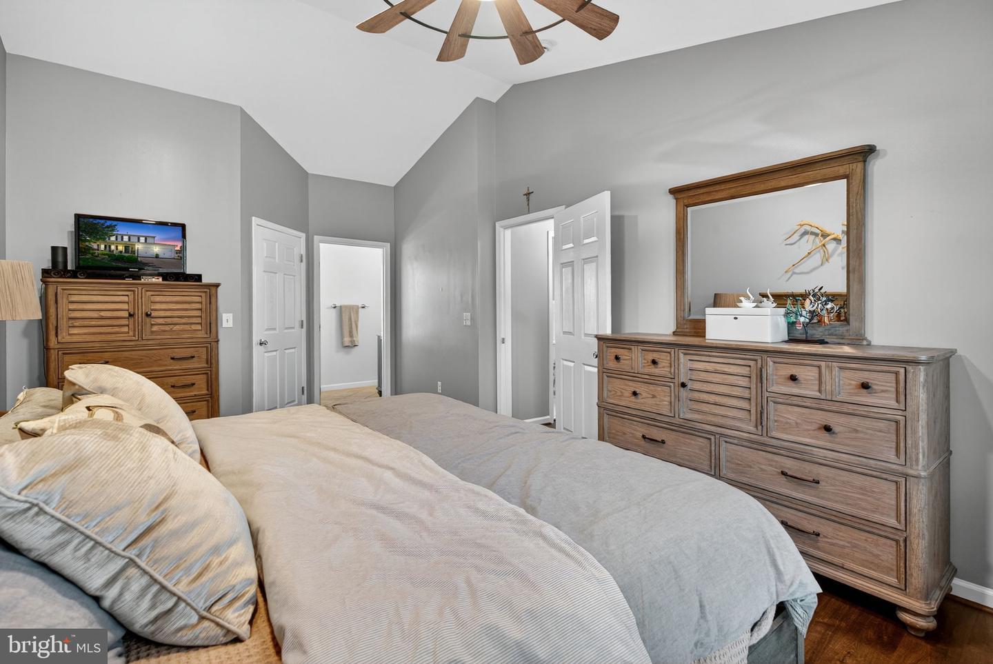 18687 DRUMMOND PL, LEESBURG, Virginia 20176, 4 Bedrooms Bedrooms, ,3 BathroomsBathrooms,Residential,For sale,18687 DRUMMOND PL,VALO2116024 MLS # VALO2116024