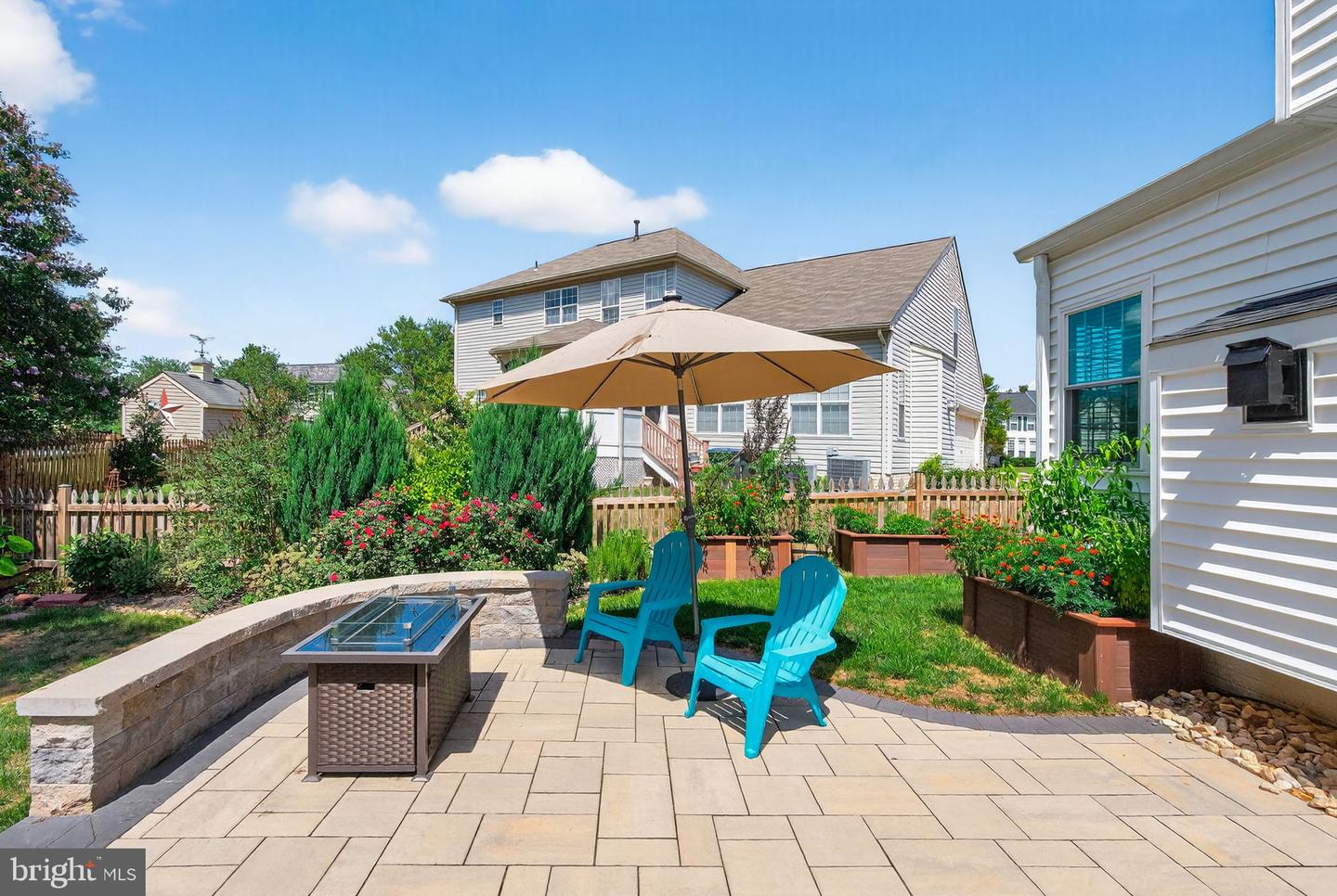 18687 DRUMMOND PL, LEESBURG, Virginia 20176, 4 Bedrooms Bedrooms, ,3 BathroomsBathrooms,Residential,For sale,18687 DRUMMOND PL,VALO2116024 MLS # VALO2116024