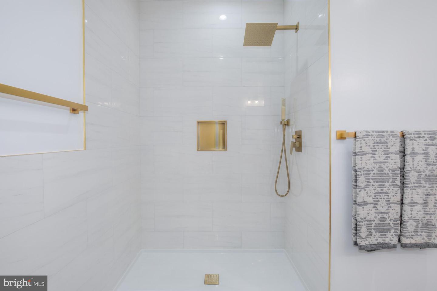 1218 5TH ST NE #1, WASHINGTON, District Of Columbia 20002, 3 Bedrooms Bedrooms, ,3 BathroomsBathrooms,Residential,For sale,1218 5TH ST NE #1,DCDC2246438 MLS # DCDC2246438