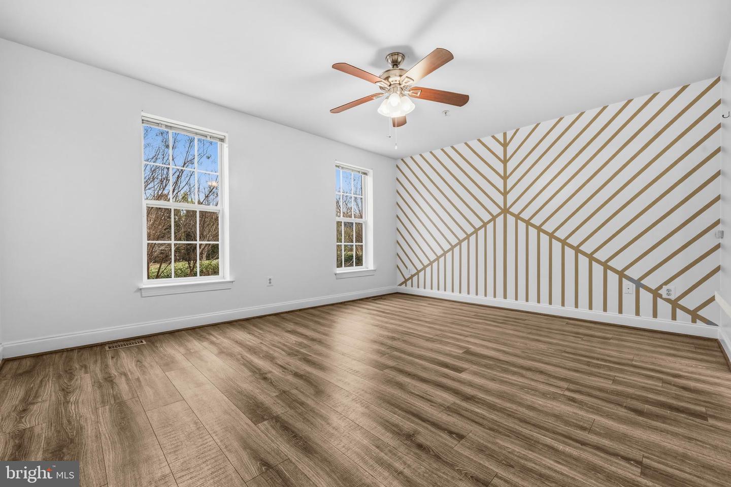 4110 POTOMAC HIGHLANDS CIR, TRIANGLE, Virginia 22172, 3 Bedrooms Bedrooms, ,2 BathroomsBathrooms,Residential,For sale,4110 POTOMAC HIGHLANDS CIR,VAPW2112596 MLS # VAPW2112596