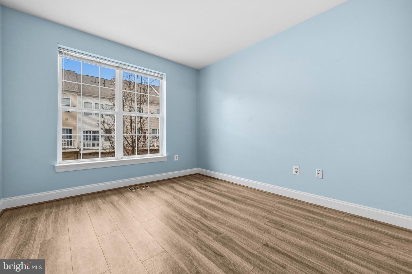 4110 POTOMAC HIGHLANDS CIR, TRIANGLE, Virginia 22172, 3 Bedrooms Bedrooms, ,2 BathroomsBathrooms,Residential,For sale,4110 POTOMAC HIGHLANDS CIR,VAPW2112596 MLS # VAPW2112596