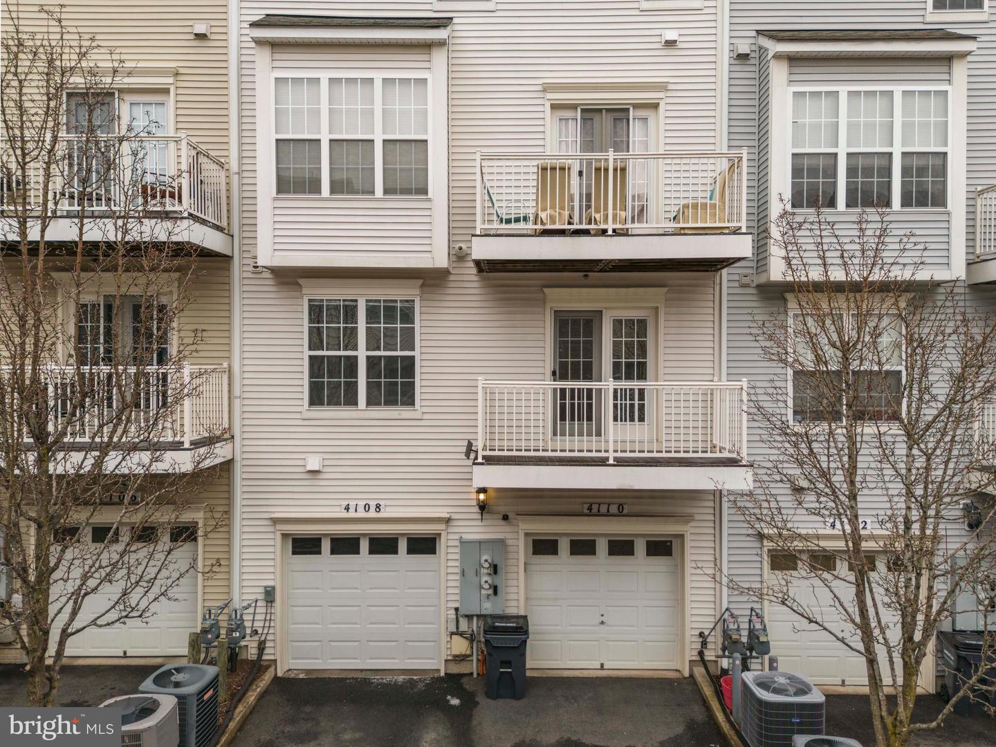 4110 POTOMAC HIGHLANDS CIR, TRIANGLE, Virginia 22172, 3 Bedrooms Bedrooms, ,2 BathroomsBathrooms,Residential,For sale,4110 POTOMAC HIGHLANDS CIR,VAPW2112596 MLS # VAPW2112596