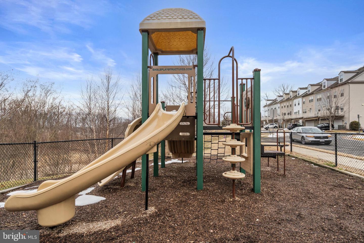 4110 POTOMAC HIGHLANDS CIR, TRIANGLE, Virginia 22172, 3 Bedrooms Bedrooms, ,2 BathroomsBathrooms,Residential,For sale,4110 POTOMAC HIGHLANDS CIR,VAPW2112596 MLS # VAPW2112596