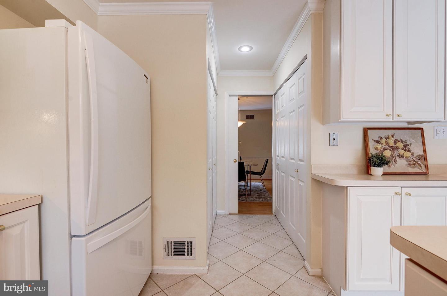 2800 OAKTON MANOR CT, OAKTON, Virginia 22124, 3 Bedrooms Bedrooms, ,3 BathroomsBathrooms,Residential,For sale,2800 OAKTON MANOR CT,VAFX2291404 MLS # VAFX2291404 2800 OAKTON MANOR CT, OAKTON, Virginia 22124, 3 Bedrooms Bedrooms, ,3 BathroomsBathrooms,Residential,For sale,2800 OAKTON MANOR CT,VAFX2291404 MLS # VAFX2291404