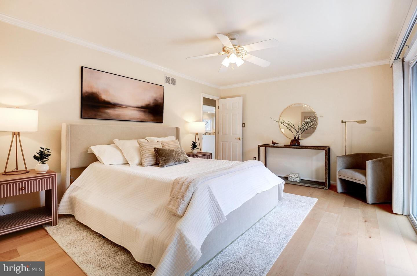 2800 OAKTON MANOR CT, OAKTON, Virginia 22124, 3 Bedrooms Bedrooms, ,3 BathroomsBathrooms,Residential,For sale,2800 OAKTON MANOR CT,VAFX2291404 MLS # VAFX2291404 2800 OAKTON MANOR CT, OAKTON, Virginia 22124, 3 Bedrooms Bedrooms, ,3 BathroomsBathrooms,Residential,For sale,2800 OAKTON MANOR CT,VAFX2291404 MLS # VAFX2291404