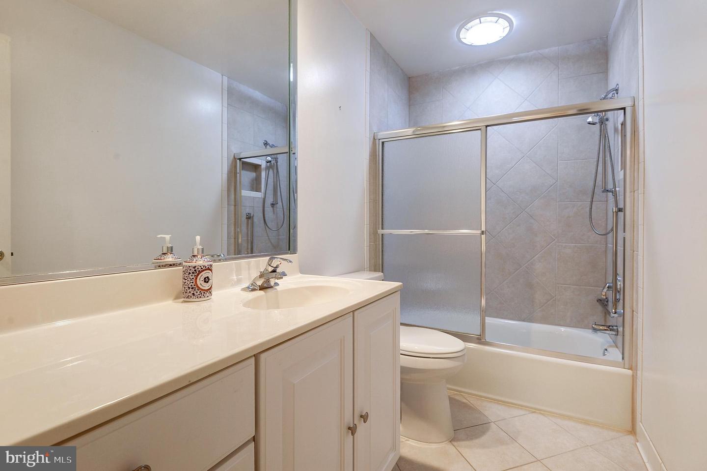 2800 OAKTON MANOR CT, OAKTON, Virginia 22124, 3 Bedrooms Bedrooms, ,3 BathroomsBathrooms,Residential,For sale,2800 OAKTON MANOR CT,VAFX2291404 MLS # VAFX2291404 2800 OAKTON MANOR CT, OAKTON, Virginia 22124, 3 Bedrooms Bedrooms, ,3 BathroomsBathrooms,Residential,For sale,2800 OAKTON MANOR CT,VAFX2291404 MLS # VAFX2291404