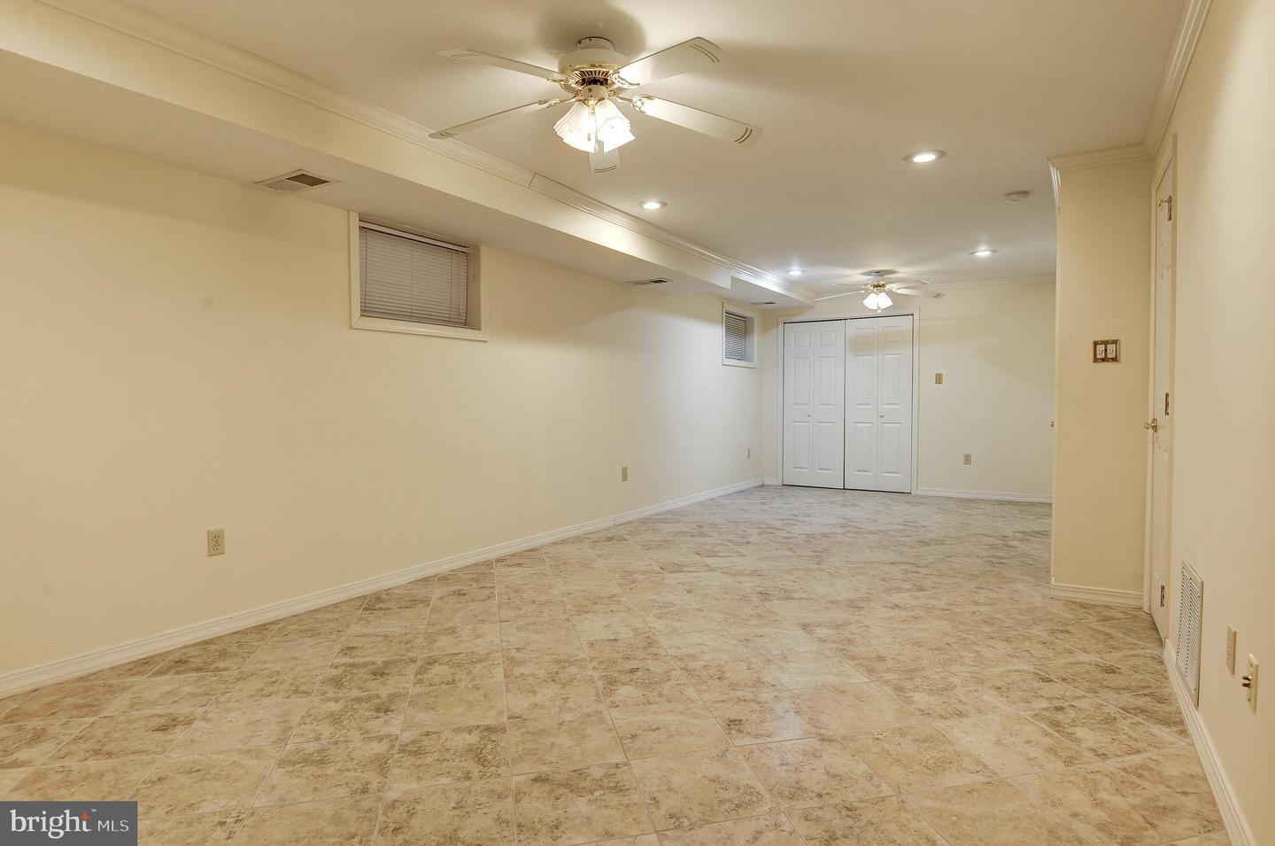 2800 OAKTON MANOR CT, OAKTON, Virginia 22124, 3 Bedrooms Bedrooms, ,3 BathroomsBathrooms,Residential,For sale,2800 OAKTON MANOR CT,VAFX2291404 MLS # VAFX2291404 2800 OAKTON MANOR CT, OAKTON, Virginia 22124, 3 Bedrooms Bedrooms, ,3 BathroomsBathrooms,Residential,For sale,2800 OAKTON MANOR CT,VAFX2291404 MLS # VAFX2291404