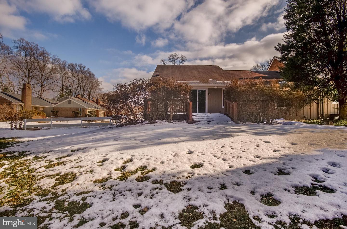 2800 OAKTON MANOR CT, OAKTON, Virginia 22124, 3 Bedrooms Bedrooms, ,3 BathroomsBathrooms,Residential,For sale,2800 OAKTON MANOR CT,VAFX2291404 MLS # VAFX2291404 2800 OAKTON MANOR CT, OAKTON, Virginia 22124, 3 Bedrooms Bedrooms, ,3 BathroomsBathrooms,Residential,For sale,2800 OAKTON MANOR CT,VAFX2291404 MLS # VAFX2291404