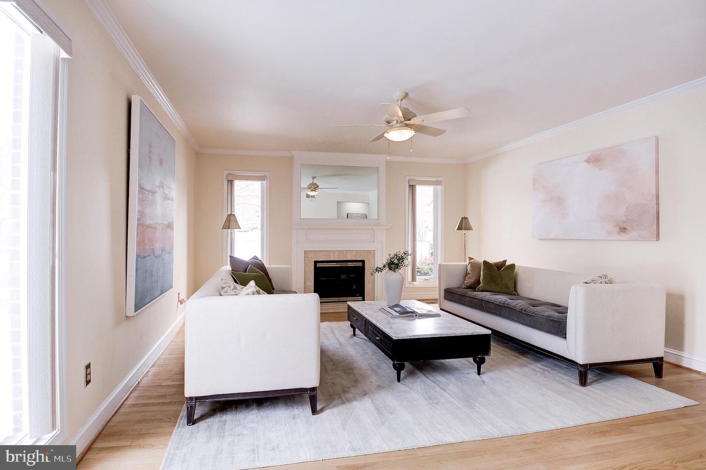 2800 OAKTON MANOR CT, OAKTON, Virginia 22124, 3 Bedrooms Bedrooms, ,3 BathroomsBathrooms,Residential,For sale,2800 OAKTON MANOR CT,VAFX2291404 MLS # VAFX2291404 2800 OAKTON MANOR CT, OAKTON, Virginia 22124, 3 Bedrooms Bedrooms, ,3 BathroomsBathrooms,Residential,For sale,2800 OAKTON MANOR CT,VAFX2291404 MLS # VAFX2291404