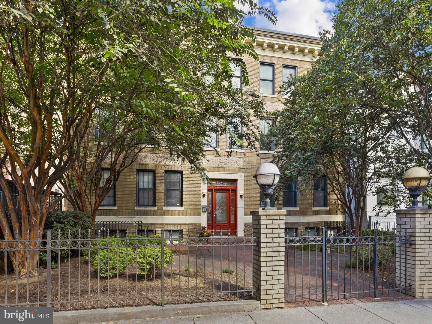 1361 IRVING ST NW #3, WASHINGTON, District Of Columbia 20010, 2 Bedrooms Bedrooms, ,2 BathroomsBathrooms,Residential,For sale,1361 IRVING ST NW #3,DCDC2246502 MLS # DCDC2246502