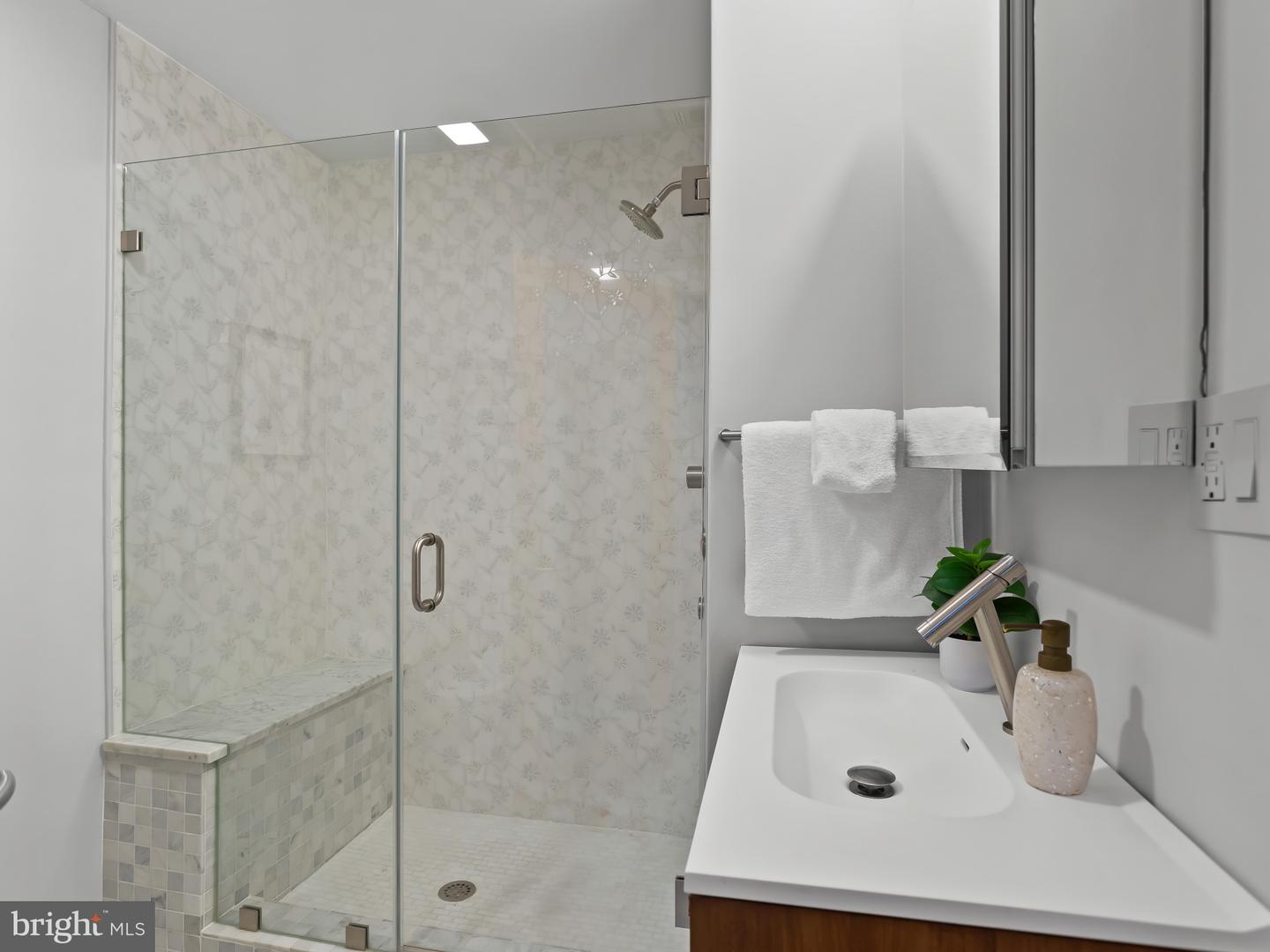 1361 IRVING ST NW #3, WASHINGTON, District Of Columbia 20010, 2 Bedrooms Bedrooms, ,2 BathroomsBathrooms,Residential,For sale,1361 IRVING ST NW #3,DCDC2246502 MLS # DCDC2246502