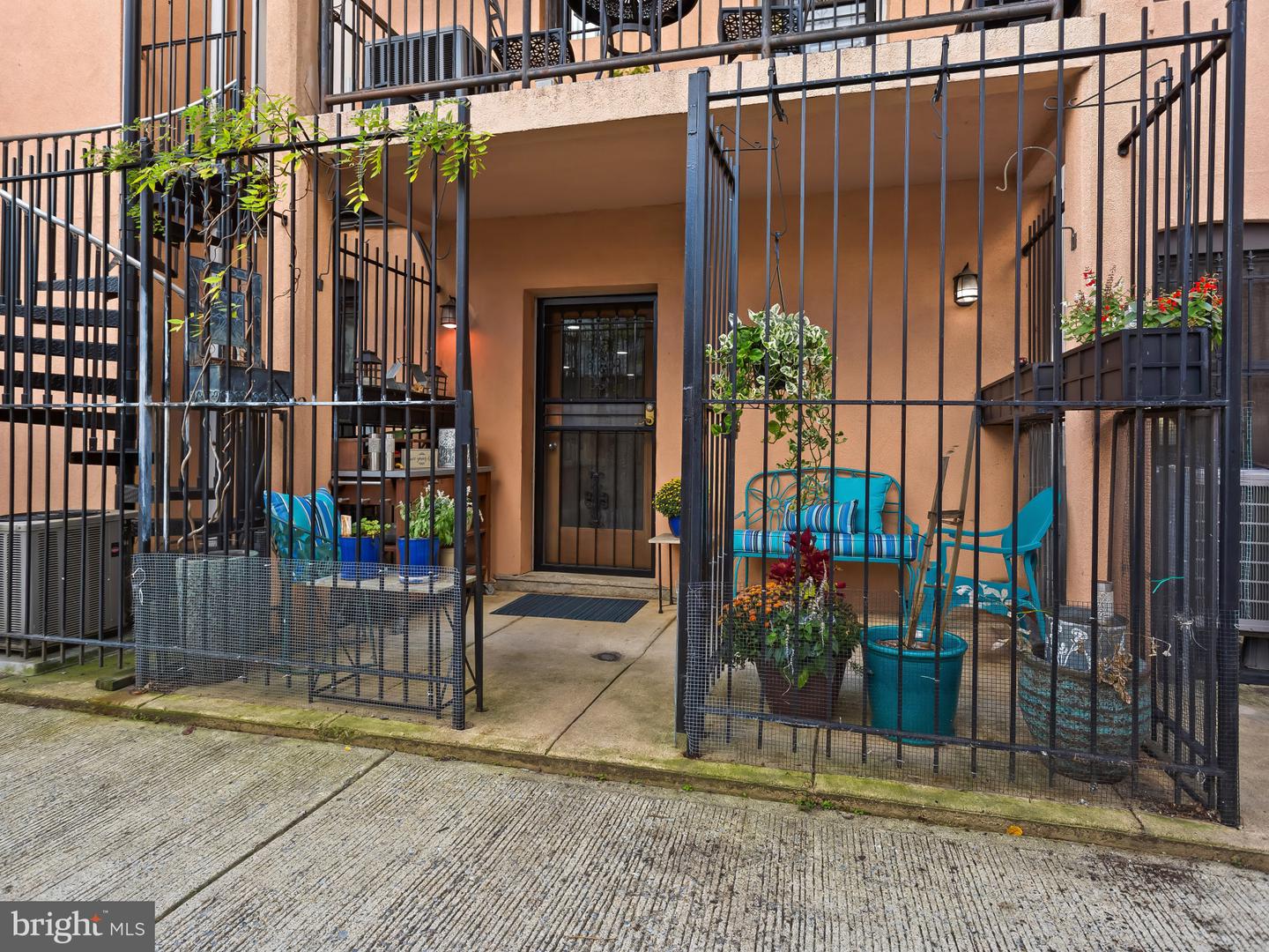 1361 IRVING ST NW #3, WASHINGTON, District Of Columbia 20010, 2 Bedrooms Bedrooms, ,2 BathroomsBathrooms,Residential,For sale,1361 IRVING ST NW #3,DCDC2246502 MLS # DCDC2246502