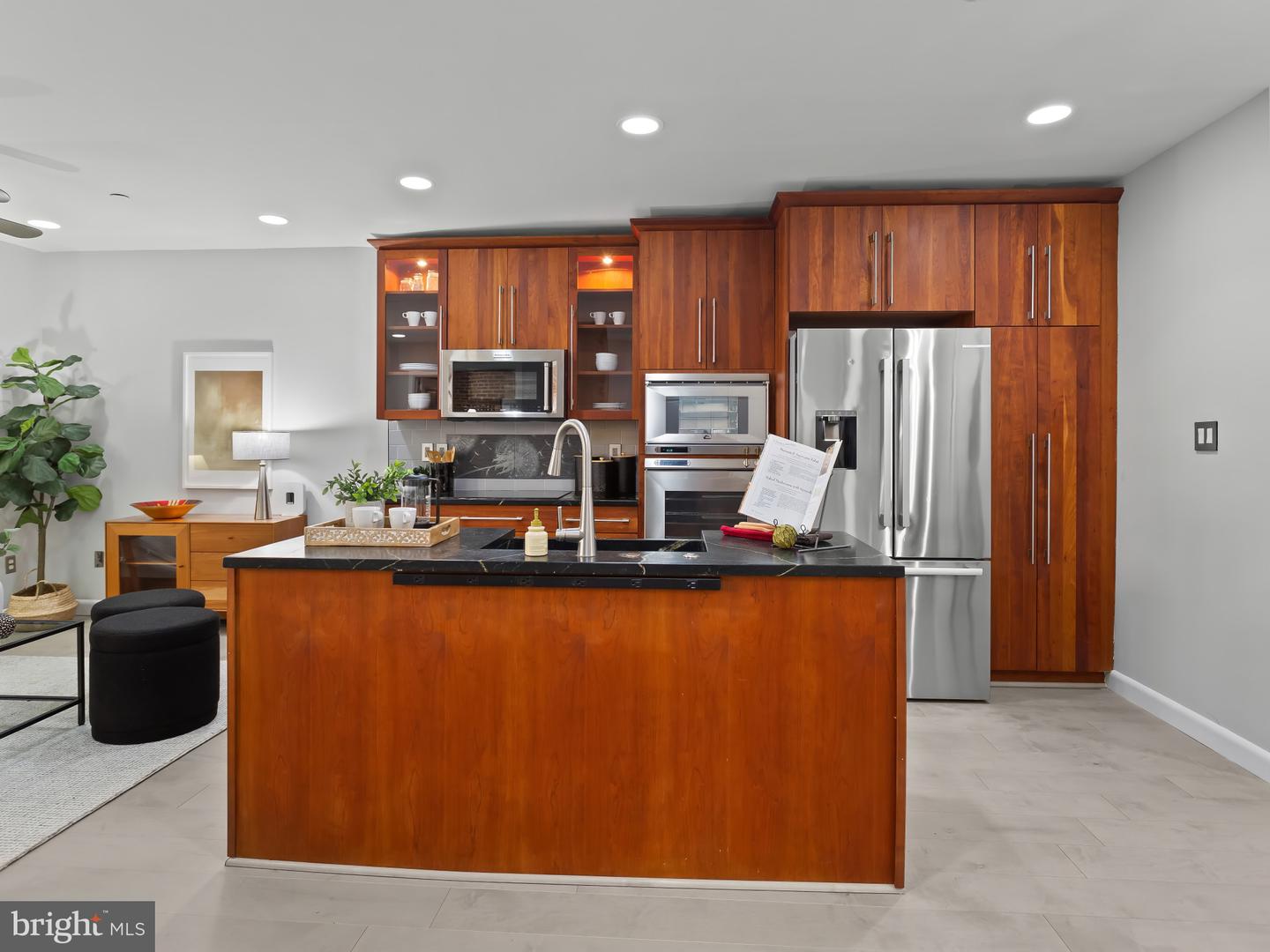 1361 IRVING ST NW #3, WASHINGTON, District Of Columbia 20010, 2 Bedrooms Bedrooms, ,2 BathroomsBathrooms,Residential,For sale,1361 IRVING ST NW #3,DCDC2246502 MLS # DCDC2246502