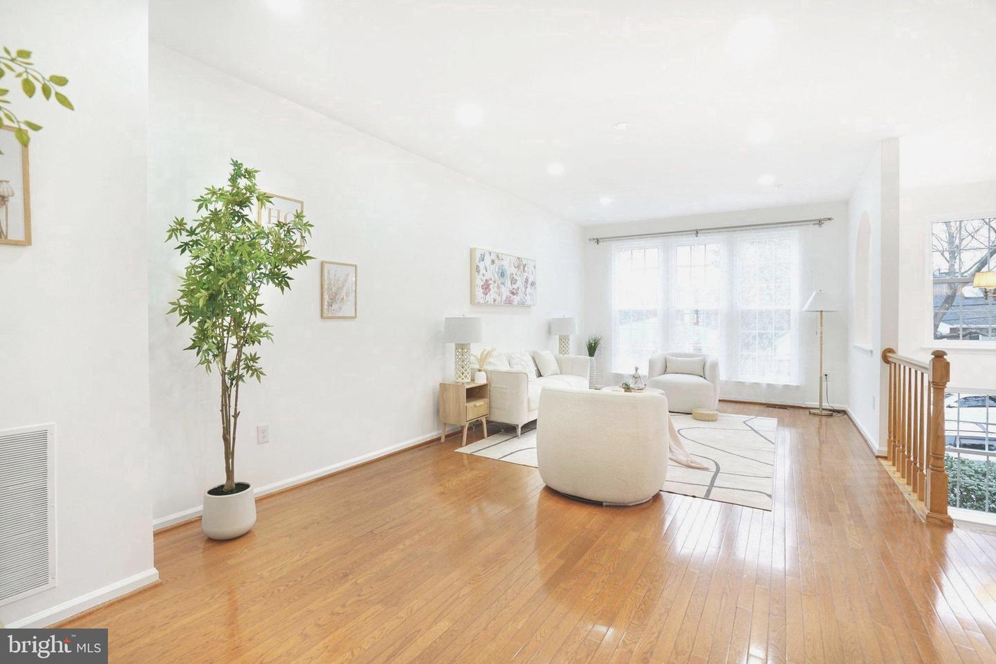 3834 ELBERT, ALEXANDRIA, Virginia 22305, 3 Bedrooms Bedrooms, ,2 BathroomsBathrooms,Residential,For sale,3834 ELBERT,VAAX2054258 MLS # VAAX2054258