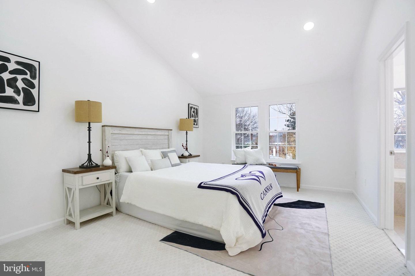 3834 ELBERT, ALEXANDRIA, Virginia 22305, 3 Bedrooms Bedrooms, ,2 BathroomsBathrooms,Residential,For sale,3834 ELBERT,VAAX2054258 MLS # VAAX2054258